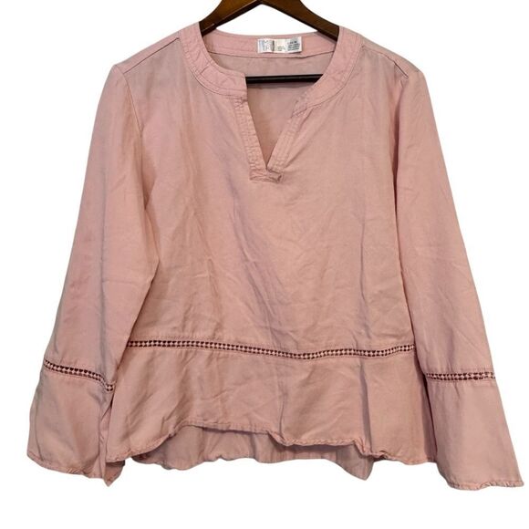 Time and Tru Tops - Light Pink Long Sleeve Blouse